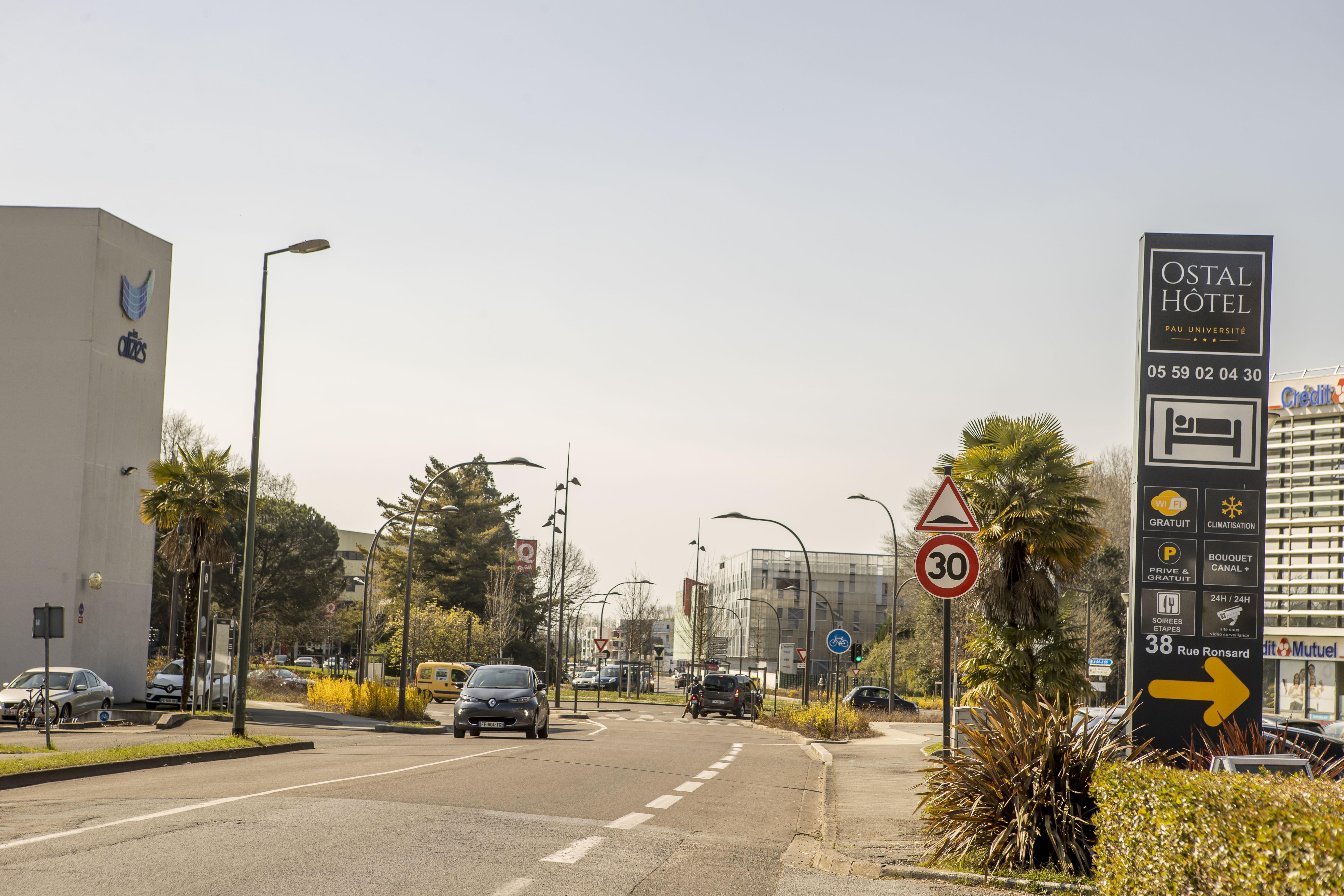 Ostal Pau Universite - Sure Hotel Collection By Best Western Exteriör bild